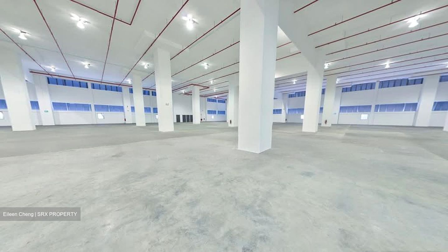 Gul Way (D22), Warehouse #574074231